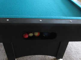 7FT POOL TABLE WITH EXTRAS
