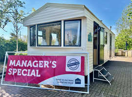 2 bedrooms Static caravan for sale in Clacton on Sea Essex 6 berth view today MANAGER'S SPECIAL