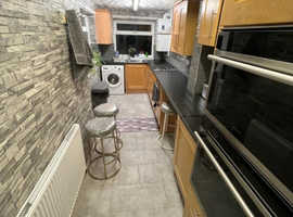 Single room in shared house for rent