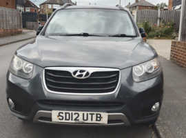 Hyundai Santa Fe, 2012 (12) grey estate, Manual Diesel, 16,500 miles