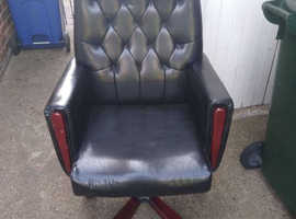 FREE!!!! OFFICE CHAIR