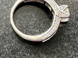 1.5 ct diamond, 18ct white gold engagement ring
