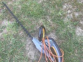 Hedge trimmer
