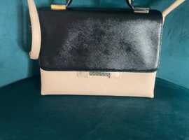 Ted baker shoulder/hand bag