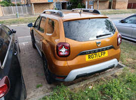 Dacia Duster, 2021 (71) Orange Hatchback, Manual Petrol, 15,500 miles