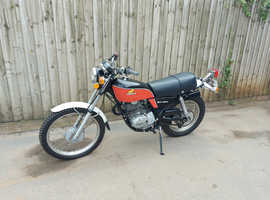 Honda xl350 trail bike