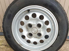 Peugeot Gti wheel and tyre