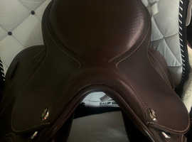 PE brown saddle 17"
