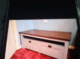 TV cabinet and coffee table