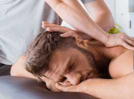 Male  Shiatsu massages