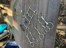 Large selection of bits