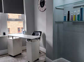 Nail Station for Rent