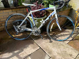 2 x road bikes for sale XL and Small