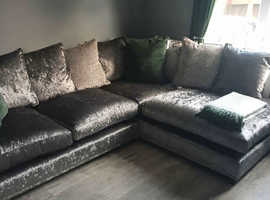 Crushed velvet corner sofa