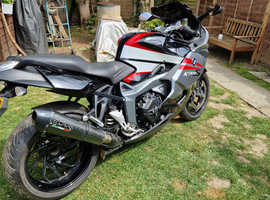 BMW K1300s