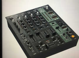 Djx900 behringer 4 channel mixer vgc