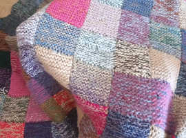 Woollen blanket/throw
