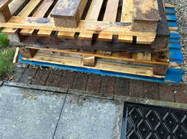Pallets free