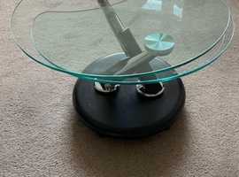 Extendable Round Glass Coffee Table