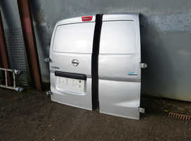 nissen nv200 van rear doors very good condition