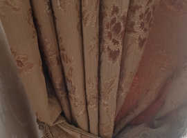 2 x Sets.Of Luxury Gold Pattern Fully Lined Curtains