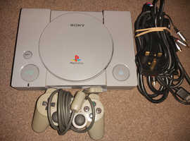 Original Sony PlayStation & Games