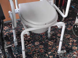 Commode