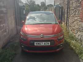 Citroen C4 Picasso, 2017 (67) Red MPV, Manual Diesel, 98,657 miles