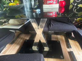 Black glass table and 6 chairs