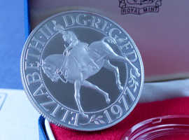 1977 silver jubilee proof silver crown (still in all original packaging)
