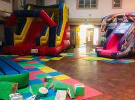 Lunaloos Bouncy Castle Parties