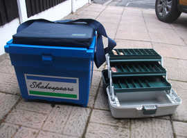 Shakespeare box/ tackle box