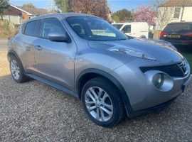 Nissan Juke, 2011 (61) Silver Hatchback, Manual Diesel, 105,805 miles
