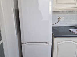 Oven, Washer/Dryer & Fridge Freezer For Sale