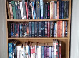 Bookcase, wodden, 180 cm x 80 cm x 20 cm- 6 shelves