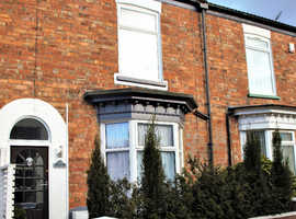 Freehold Three-Bedroom House for Sale with Large Garden in Gainsborough, Lincolnshire