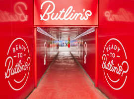 Caravan For Sale on Butlins, Beach access, Skegness, Lincolnshire, Not Southview or Tattershall, Decking Included.