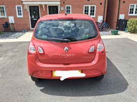 Renault Twingo, 2012 (12) Red Hatchback, Manual Petrol, 76,318 miles