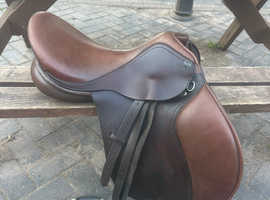 16.5" monarch saddle