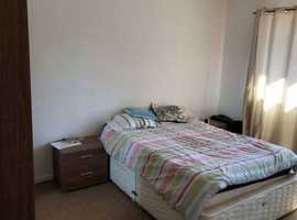 ROOM FOR RENT IN THREE BADROOM PROPERTY