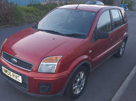 Ford Fusion, 2006 (06) Red Hatchback, Manual Petrol, 111,072 miles
