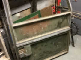 Land  Rover near side door
