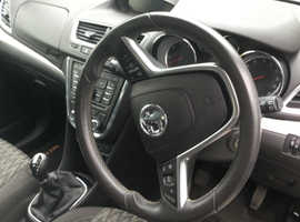 Vauxhall Mokka, 2013 (63) White Hatchback, Manual Diesel, 73,670 miles