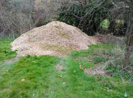 Bark and chippings for decorative purposes or mulch