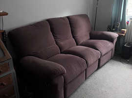 3 seater Recliner sofa STILL HERE DUE TO NO SHOW BUYER