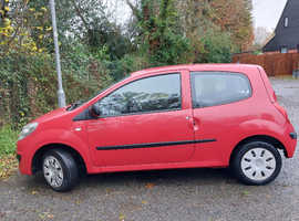 Renault Twingo, 2010 (59) Red Hatchback, Manual Petrol, 122,000 miles