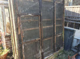 Used wire mesh, free for collection.