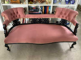 LOVELY ANTIQUE CHAISE LOUNGE