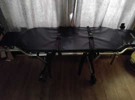 Auden stretcher