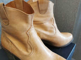 Clarks Tan Soft Leather Ankle Boots